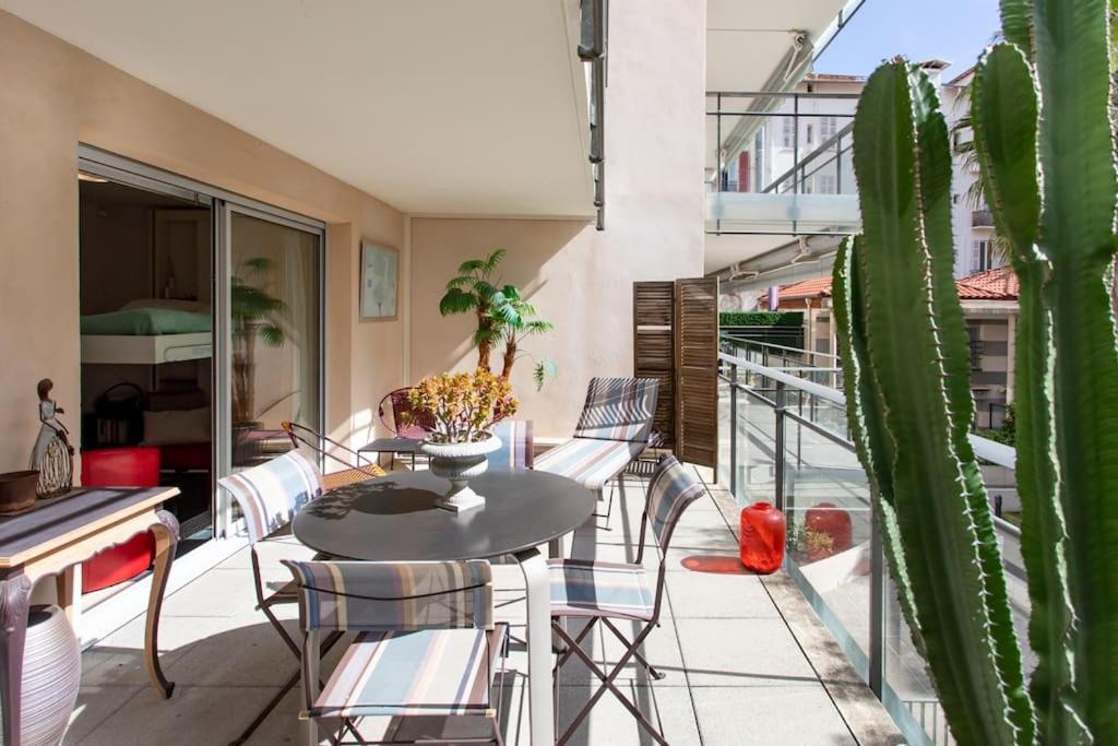 L18 Parking Terrace Ac 10mins Walk To Beaches * Nizza