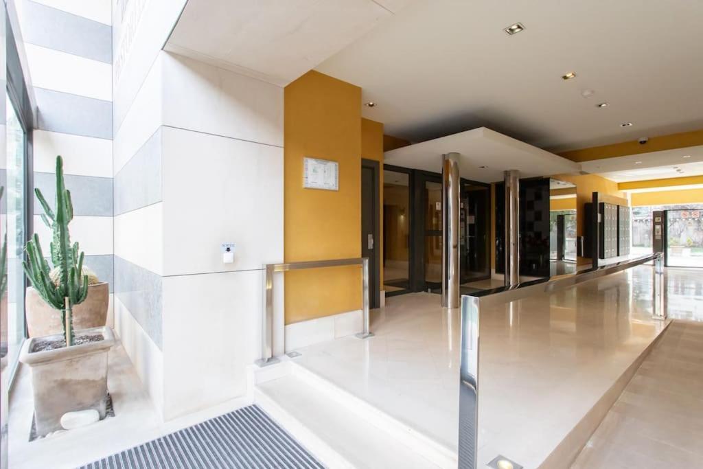 L18 Parking Terrace Ac 10mins Walk To Beaches Nizza